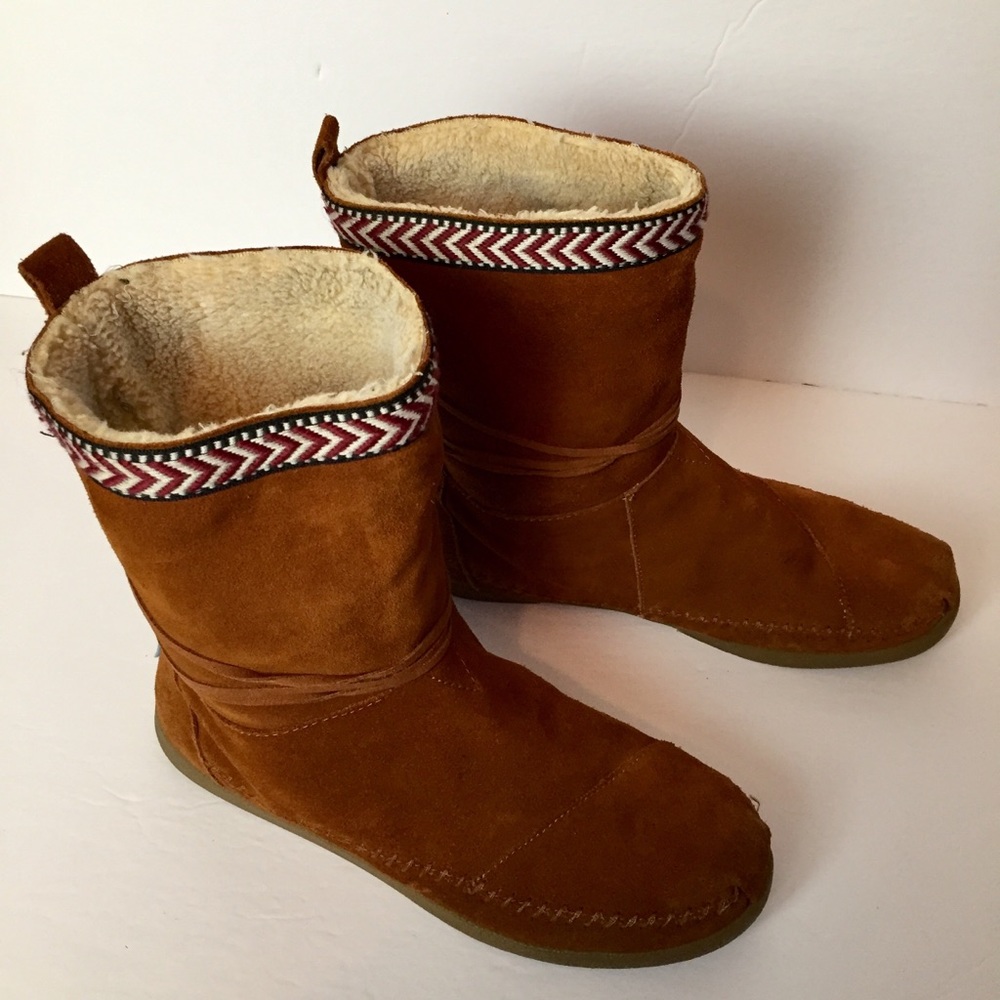 Tom’s Suede Boots with Tribal print ribbon detail